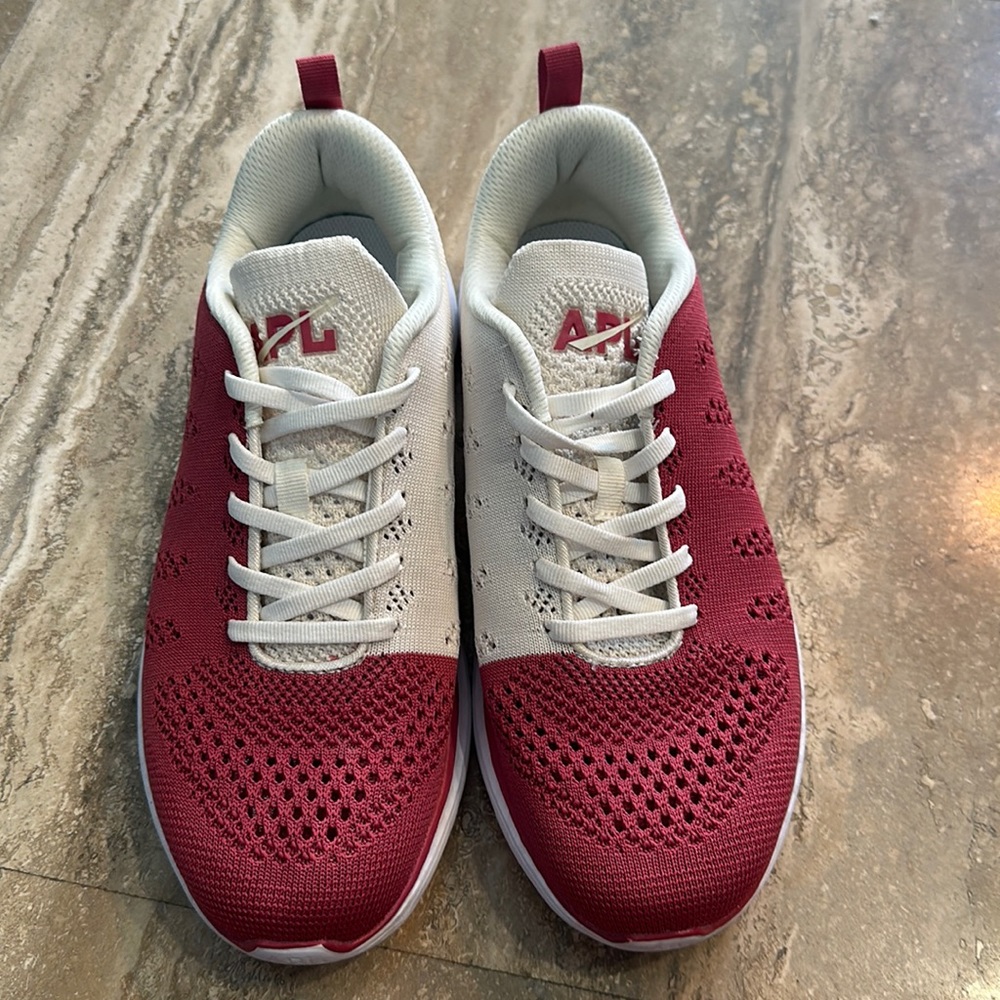 APL Techloom pro US size 9